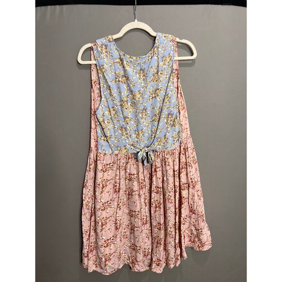 Mink Pink Dress Womens Size M Collar Blue/ Pink Button Mini Pockets Coquette - Picture 2 of 11